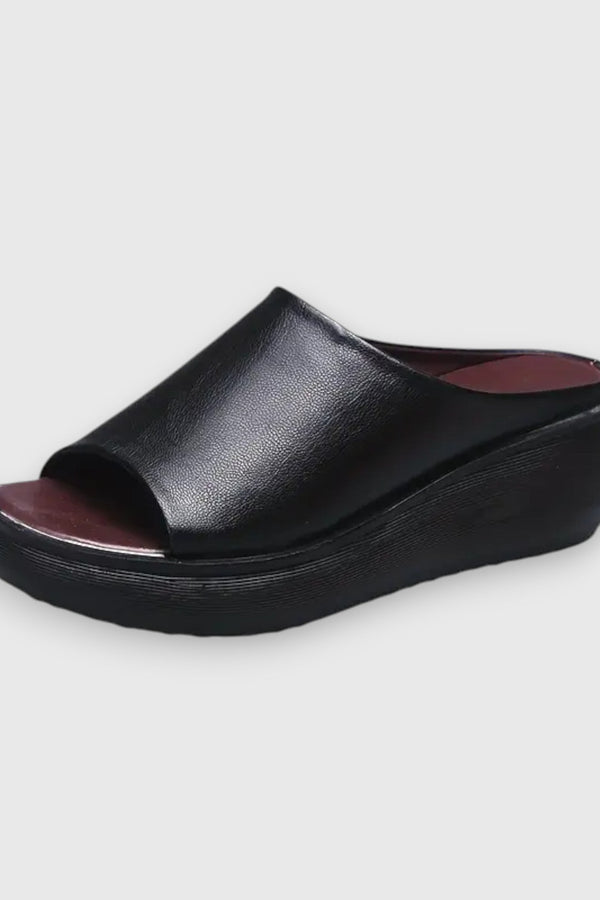 Amelie - Weiche Faux-Leder Sandale
