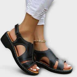 Chrisitina - Orthopädische Ledersandalen mit Komfortabsatz