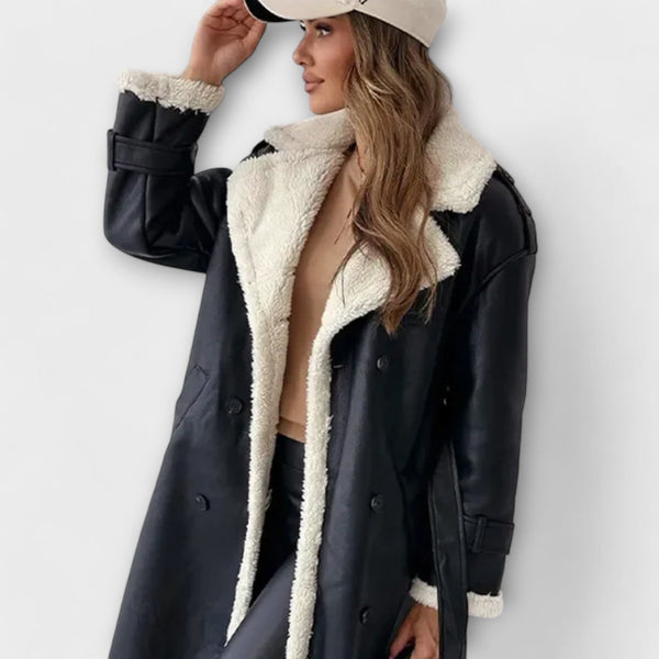 Maria – Lange klassische Jacke mit Fleecefutter und Teddykragen