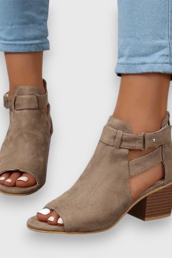 Nadine – Sandalen mit dicken Absätzen